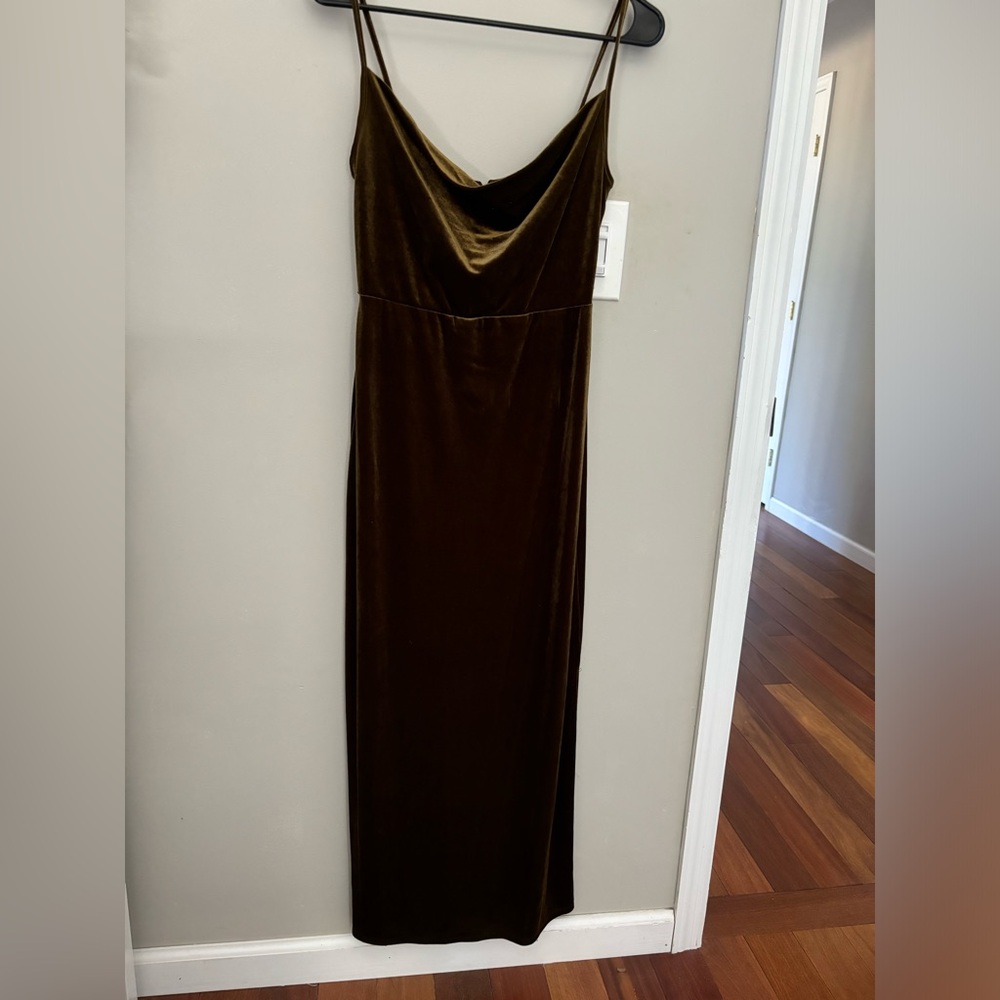 Elegant Velvet Evening Dress